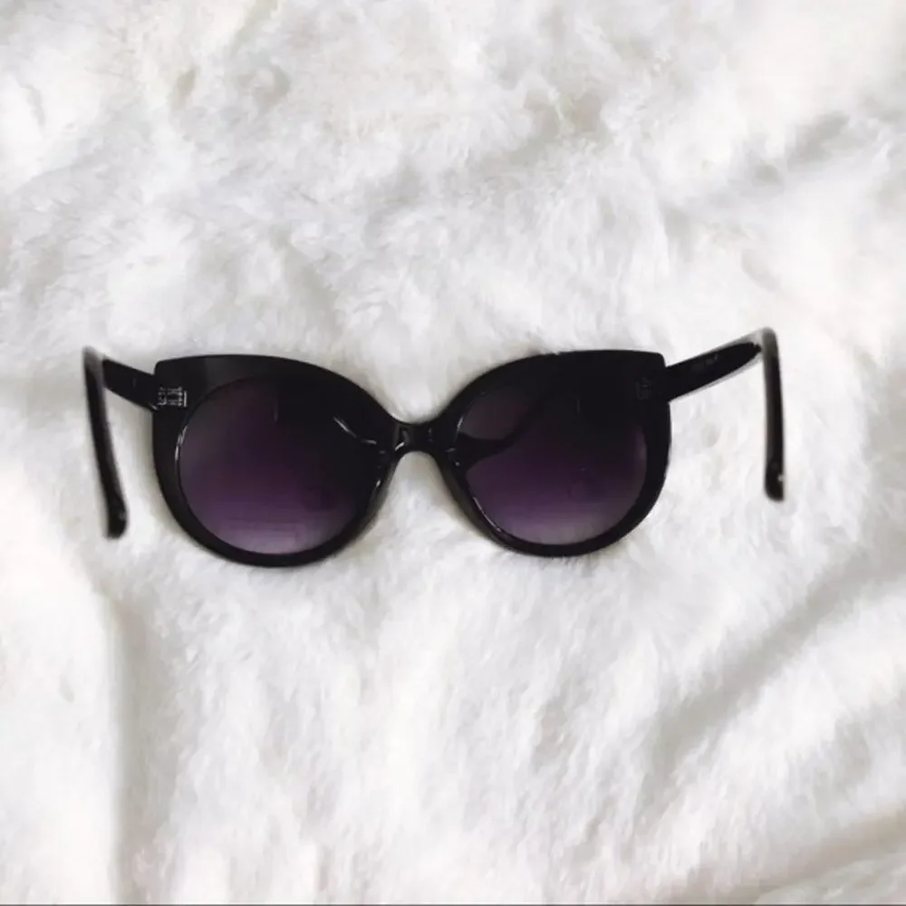 Stylens these ella